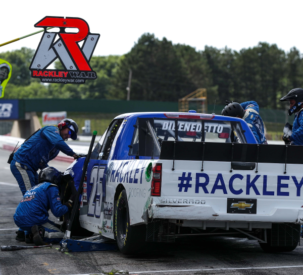 Rackey Truck With Pit Crew